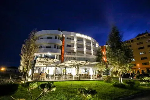 Regina Garden in Vlora — foto 6