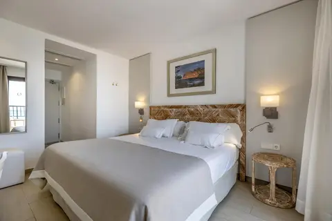 Hotel Hoposa Niu in Cala de Sant Vicent o Cala San Vicente — foto 26