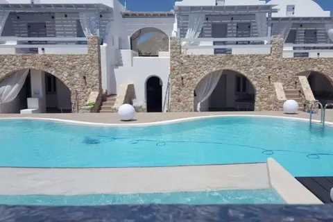 Orabel Suites in Perissa