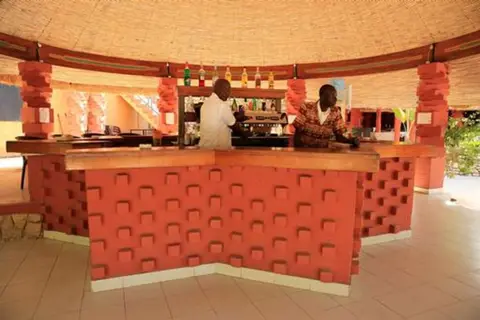 Hotel Les Bougainvillees in Saly Portudal — foto 9