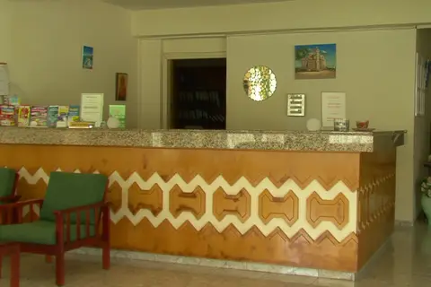 Mandalena Hotel Apartments in Παραλίμνι — foto 2
