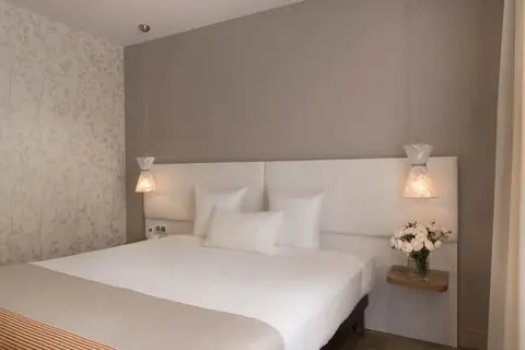 Hotel Magenta 38 by HappyCulture in Parijs — foto 9
