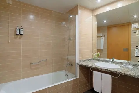 Ponient Vila Centric in Vila-seca — foto 13