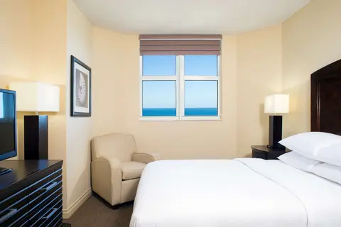 DoubleTree Resort & Spa by Hilton Hotel Ocean Point in North Miami Beach — foto 28
