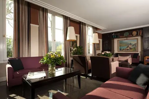 Hotel de la Jatte in Neuilly-sur-Seine — foto 11