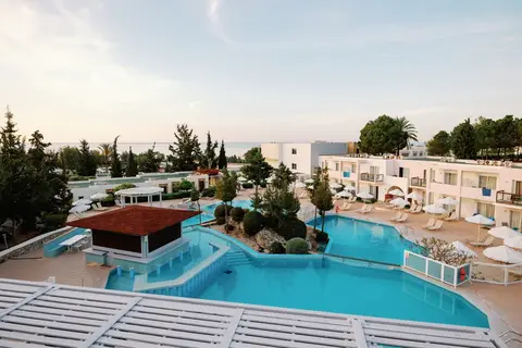 Kiotari Miraluna Beach Resort in Κιοτάρι — foto 2