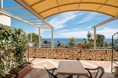 Hotel Antares & Olimpo - Le Terrazze in Letojanni — foto 11