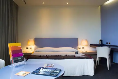 UNAHOTELS T Hotel Cagliari in Cagliari — foto 3