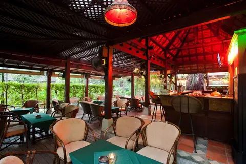 Khao Lak Bhandari Resort & Spa in บ้านบางหลาโอน — foto 7