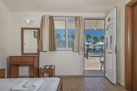 Mammis Beach Hotel in Kardamena — foto 24