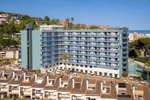 htop Jadhe in Calella — foto 10