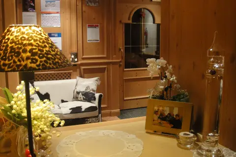Hotel Garni Toni in Kastelruth - Castelrotto — foto 6
