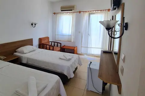 Nagi Gümbet Beach in Bodrum — foto 14