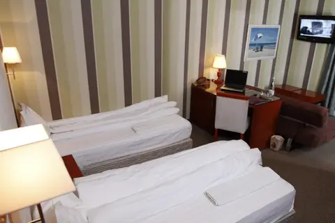 Bel Conti Hotel in Durres — foto 28