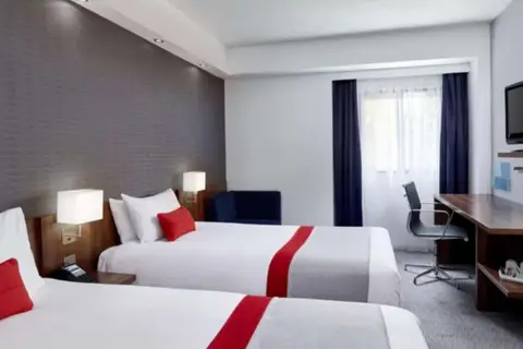 Holiday Inn Express Belfast City - Queen's Quarter in Belfast — foto 2