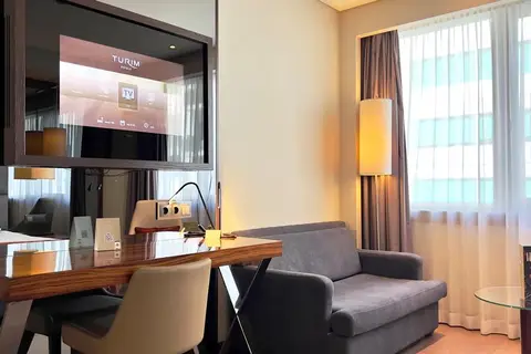 Turim Marquês Hotel in Almada — foto 10