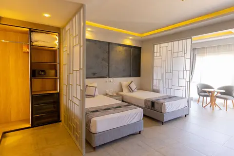 Aladdin Beach Resort in Al Hadaba, foto 7