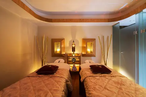 Constantinou Bros Pioneer Beach Hotel in Paphos — foto 27