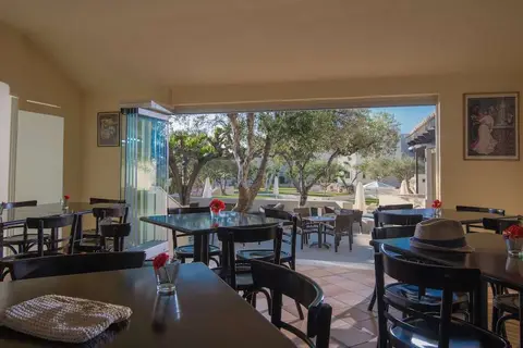 Ourania Appartementen in Δημοτική Ενότητα Γουβών — foto 13