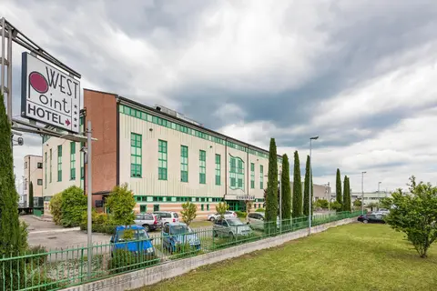 West Point Airport Hotel in Dossobuono, foto 30