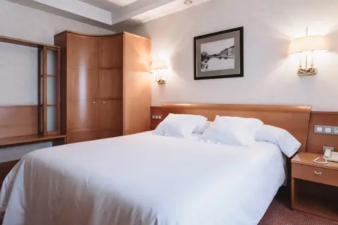 Hotel Abando in Bilbao — foto 17