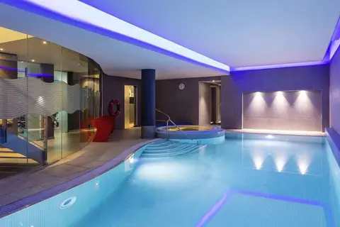 Novotel Edinburgh Centre in Edinburgh — foto 7