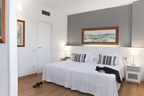 Atenea Barcelona Aparthotel in Barcelona — foto 20