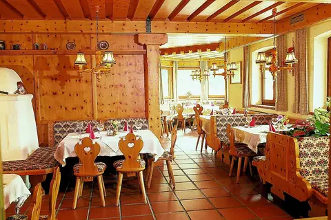Kaiserhotel Neuwirt in Oberndorf — foto 3