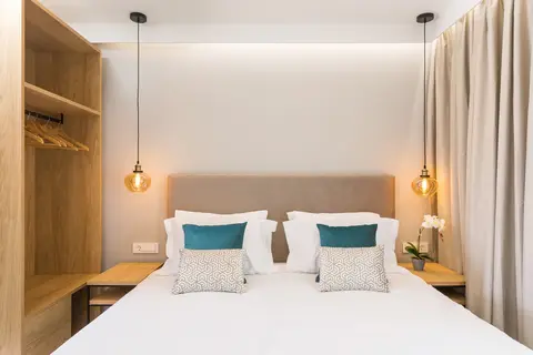 V Luxury Suites in Παλιούρι — foto 23
