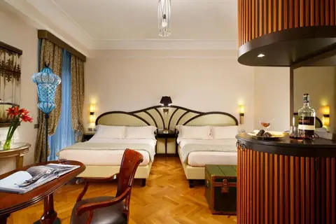 Grand Hotel Savoia in Genua — foto 2