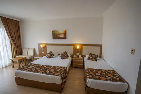 Cenger Beach foto 8