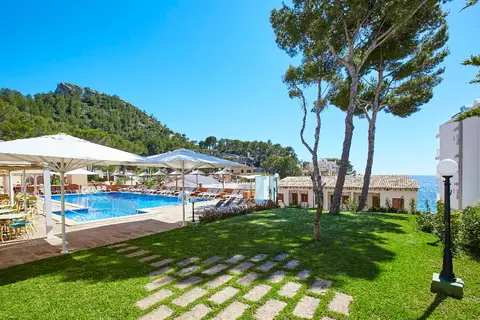 Universal Aparthotel Don Camilo in Sant Elm — foto 28
