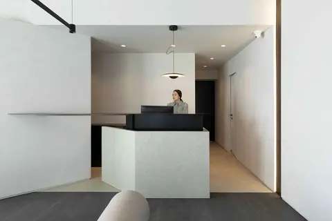 Cubic Hotel in Ορνός — foto 14