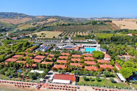 Villaggio Tur. Lido D Abruzzo in Roseto degli Abruzzi — foto 32