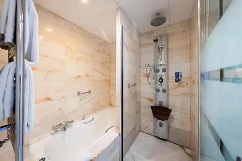 Best Western Premier CMC Girona in Girona — foto 19