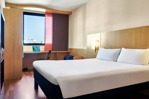 ibis Barcelona Centro (Sagrada Familia) in Barcelona — foto 6
