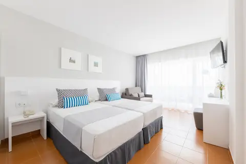 Hotel BlueSea Costa Bastian in Costa Teguise — foto 23