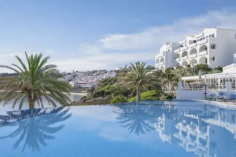 White Sands Beach Club in es Mercadal
