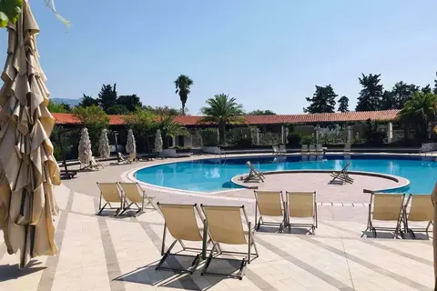 Slovenska Plaza Resort in Budva
