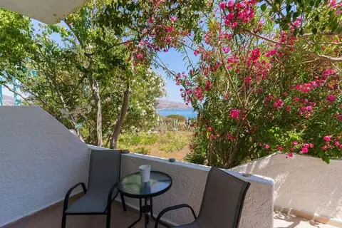 Panmar Apartments in Δημοτική Ενότητα Μακρύ Γιαλού — foto 8