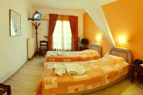 Casa Blue Hotel in Καλύβια — foto 26