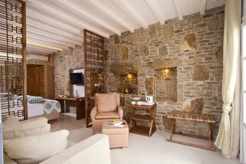 Petinos Beach Hotel in Πλατύς Γιαλός — foto 25
