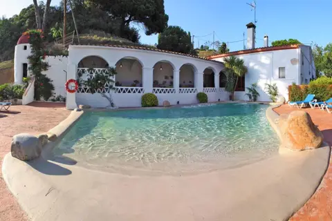 Globo Barcelona in Canet de Mar — foto 11