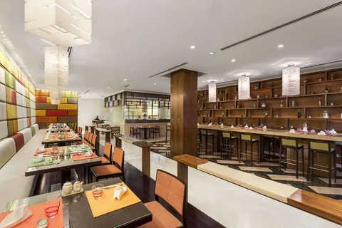 Hotel Crowne Plaza Dubai Jumeirah in Dubai — foto 13