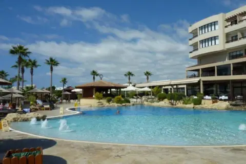 Atlantica Golden Beach Hotel in Paphos — foto 26