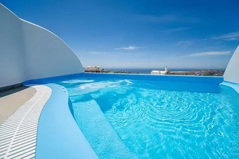 Aegean Blue Suites in Πύργος Καλλίστης — foto 8