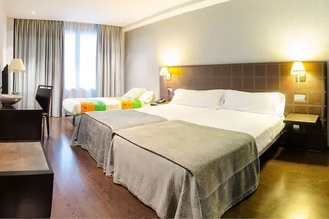 Iberik Santo Domingo Plaza Hotel in Oviedo, foto 30