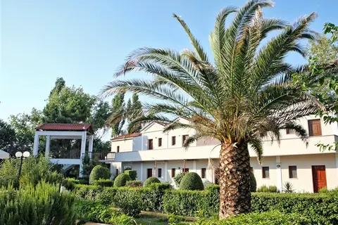 Pasiphae Hotel in Σκάλα Καλλονής — foto 13