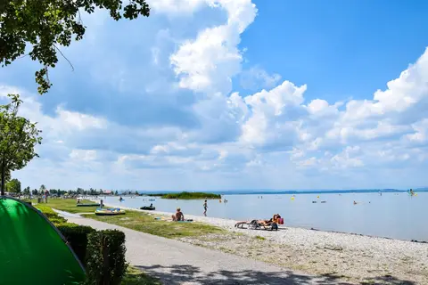 Strandcamping Podersdorf Am See in Podersdorf am See