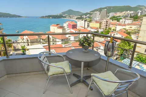Hotel La Mer in Rafailovići — foto 7